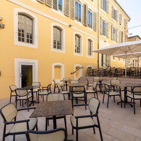 Hotel De France Ош Екстериор снимка